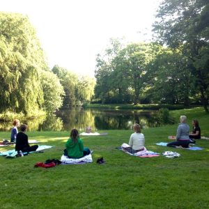 Kundalini Yoga in het Park